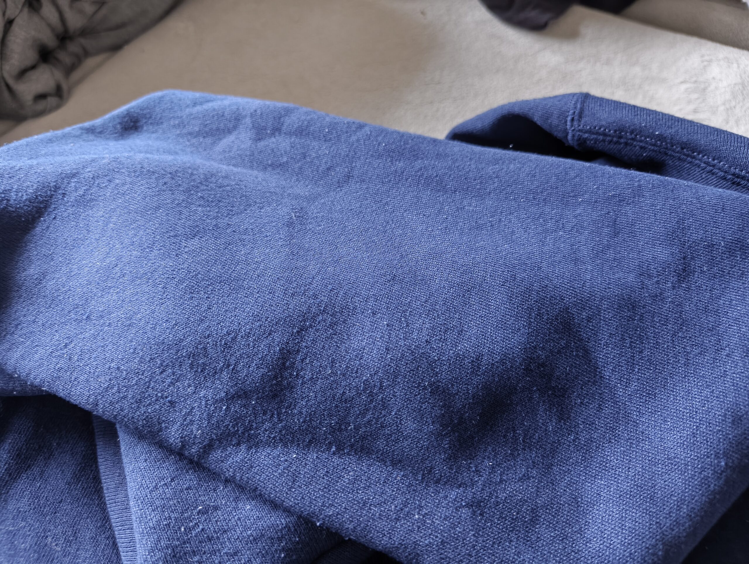 フードの毛玉除去後